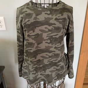 Camo flirty shirt